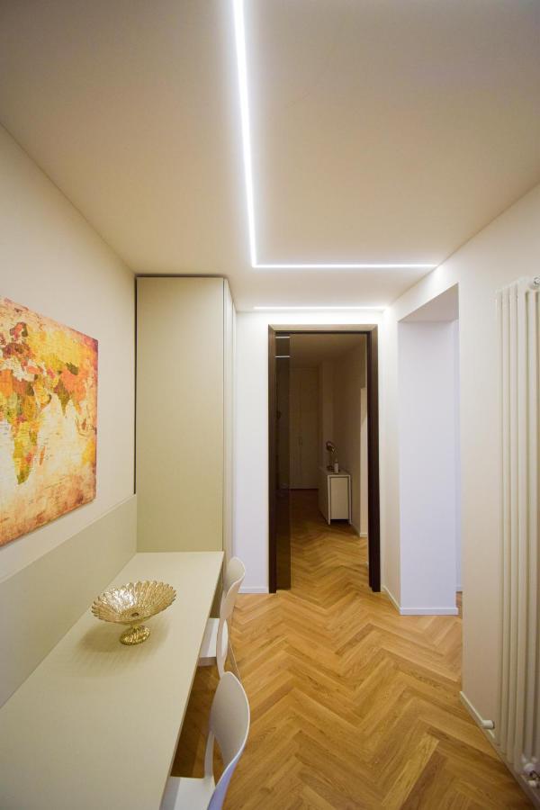 בולוניה Sibilla Suite Apartment - Via Piella 14 מראה חיצוני תמונה